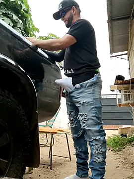 Snapshot of PIGHIGHDIRTY_p0 chatting on March 2026 04:57:02 PM PIGHIGHDIRTY p0 online show from March 2026 04:57:02 PM