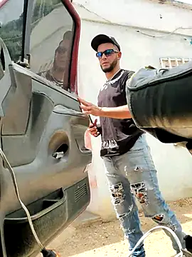 Snapshot of PIGHIGHDIRTY_p0 chatting on March 2026 05:38:01 PM PIGHIGHDIRTY p0 online show from March 2026 05:38:01 PM