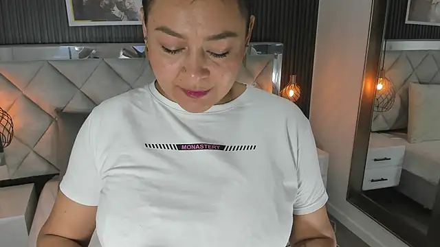 Susan Sexy Milf online show from January 2026 11:57:02 AM