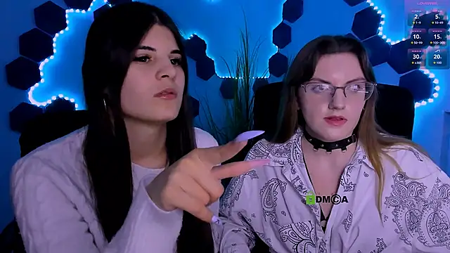 lizzie boom  online show from March 2026 08:12:01 PM