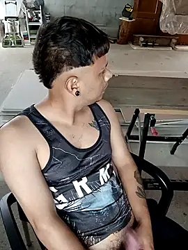 Sickbooy69 online show from April 2026 01:13:02 PM