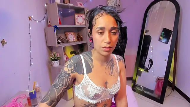 StaceyLeee online show from February 2026 07:56:02 PM