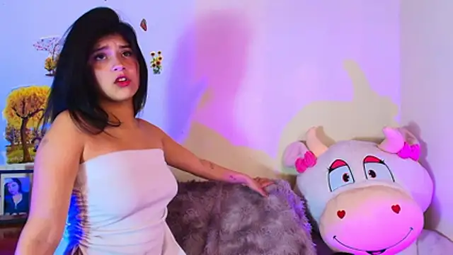 hannaa cute online show from June 2026 06:54:01 PM