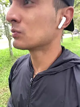 Maicol xxxx online show from February 2026 01:09:02 PM