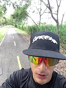 Maicol xxxx online show from March 2026 09:03:02 PM