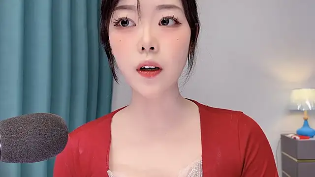 smalldaisy online show from May 2026 02:28:01 AM