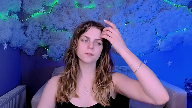 naya may online show from April 2026 07:08:01 PM