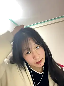 Yuka6868 online show from December 2025 01:19:01 PM