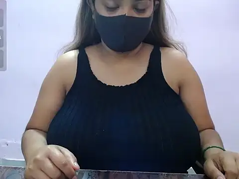 SweetNeena online show from February 2026 12:53:02 PM