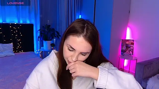 Ketty Lee online show from December 2025 04:25:02 PM