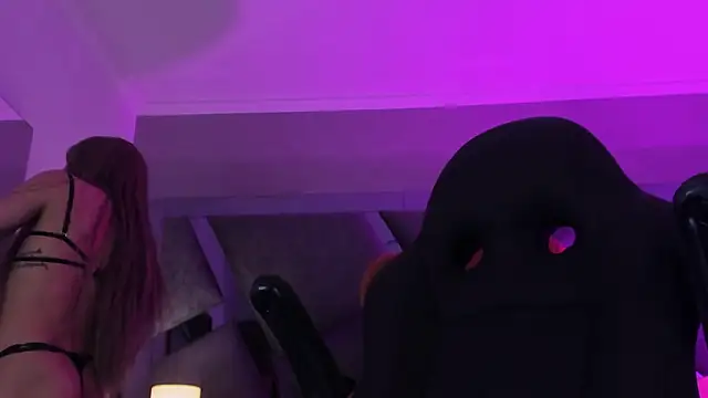 Charlotteinpole online show from March 2026 03:44:02 AM