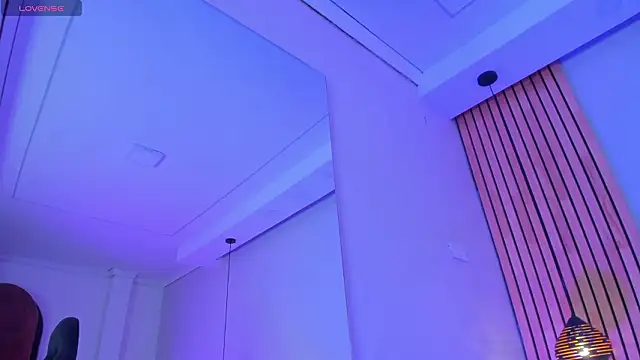 Charlotteinpole online show from March 2026 04:39:01 AM