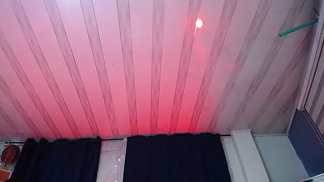 Emilyy05  online show from January 2026 03:22:01 AM