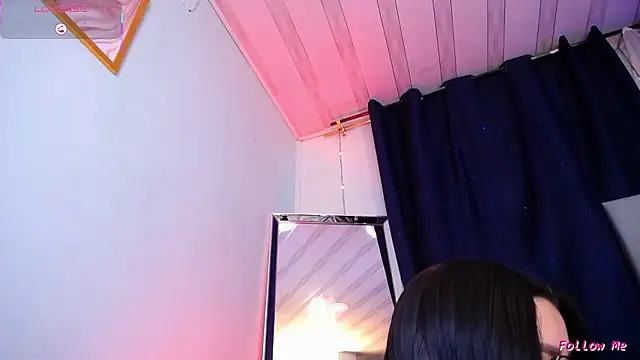 Snapshot of Emilyy05_ chatting on March 2026 03:01:01 AM Emilyy05 online show from March 2026 03:01:01 AM