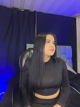 Emilyy05  online show from June 2026 12:53:02 AM