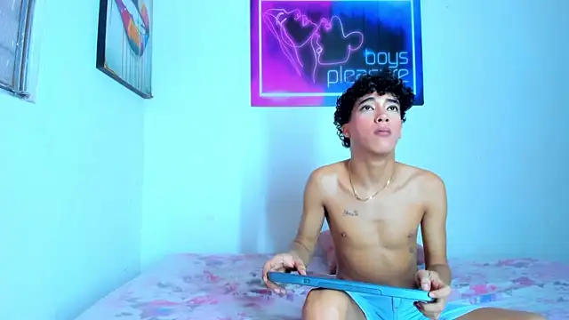 Pleasure boys hot online show from April 2026 07:16:01 PM