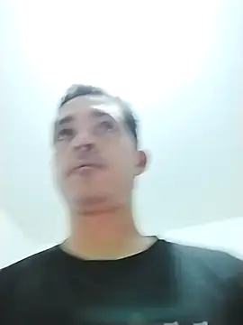 Lukas-thiago online show from December 2025 08:49:02 PM