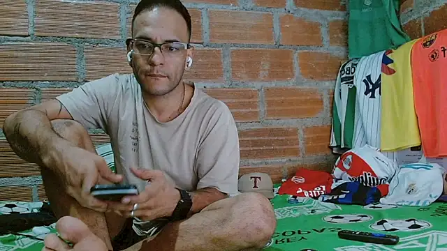 Snapshot of Alphamaster_92 chatting on February 2026 03:40:02 AM Alphamaster 92 online show from February 2026 03:40:02 AM