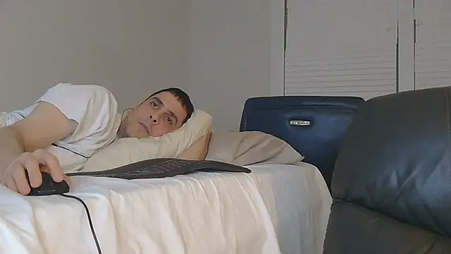 Snapshot of SissyJosh chatting on June 2026 06:58:01 AM SissyJosh online show from June 2026 06:58:01 AM