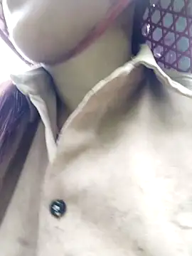 Lucky cutee online show from April 2026 09:02:01 AM