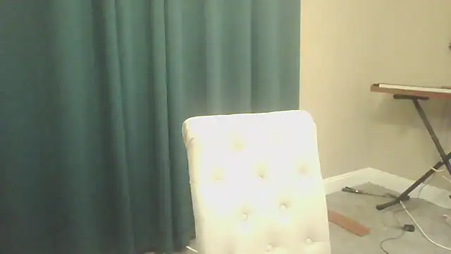 MaliaSkye online show from December 2025 04:52:01 AM