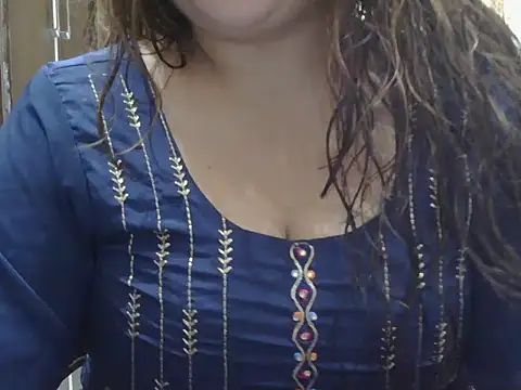 Snapshot of navdeepkour chatting on April 2026 04:56:01 AM navdeepkour online show from April 2026 04:56:01 AM