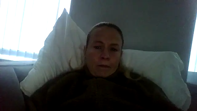 jennyblondeuk online show from March 2026 05:23:02 PM