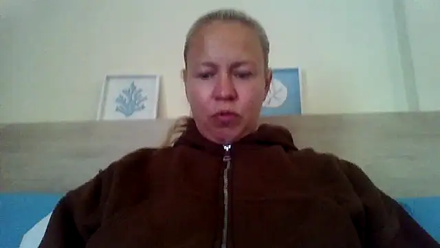 jennyblondeuk online show from May 2026 04:23:02 PM