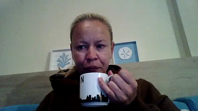 jennyblondeuk online show from May 2026 07:08:01 PM