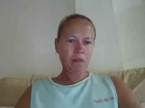 jennyblondeuk online show from June 2026 08:29:02 PM