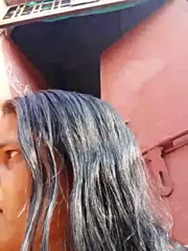 CUTE Ishpa online show from January 2026 09:01:01 AM