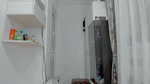 RedAssHottie online show from January 2025 03:59:01 AM