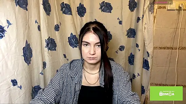 EstherKiester online show from January 2026 09:41:01 PM