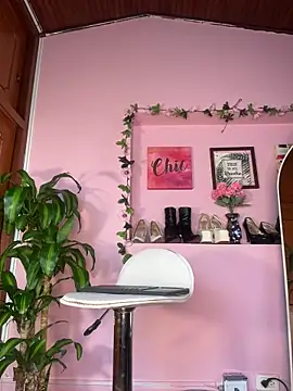  zoe bakerr online show from April 2026 03:57:01 PM