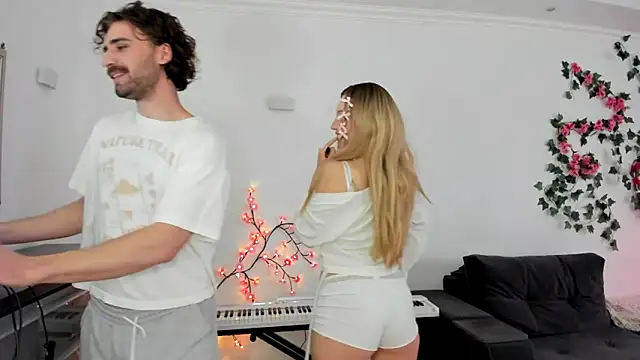 Snapshot of Stacy_Liam chatting on March 2026 04:49:02 AM Stacy Liam online show from March 2026 04:49:02 AM