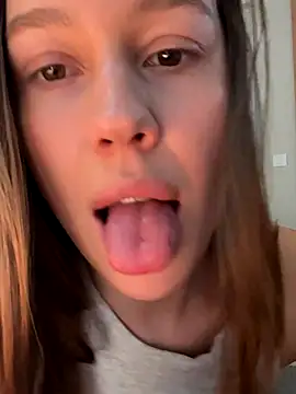 Ann web online show from December 2025 05:31:01 PM