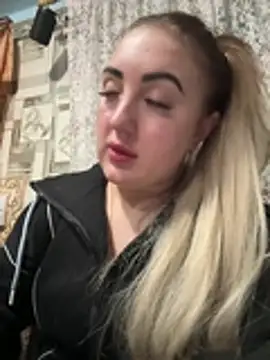 Snapshot of merabel1995 chatting on January 2026 03:27:01 PM merabel1995 online show from January 2026 03:27:01 PM