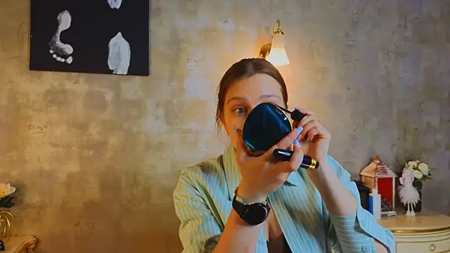 EllisStrano online show from February 2026 02:21:02 PM