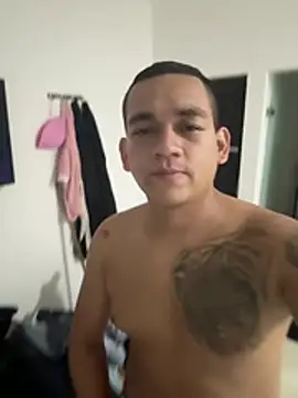 Snapshot of Camiloperez7729 chatting on March 2026 04:56:01 AM Camiloperez7729 online show from March 2026 04:56:01 AM