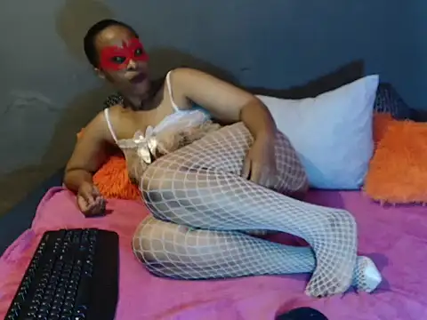 Fallenchubbie online show from December 2025 02:13:01 PM