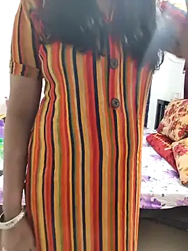 sexy-mahi  online show from April 2026 06:57:02 PM