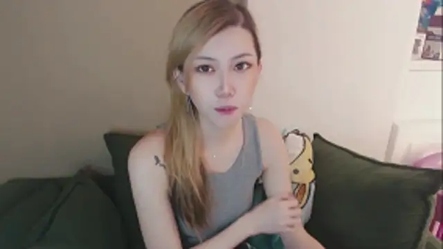 whitecat13 online show from May 2026 11:07:02 AM