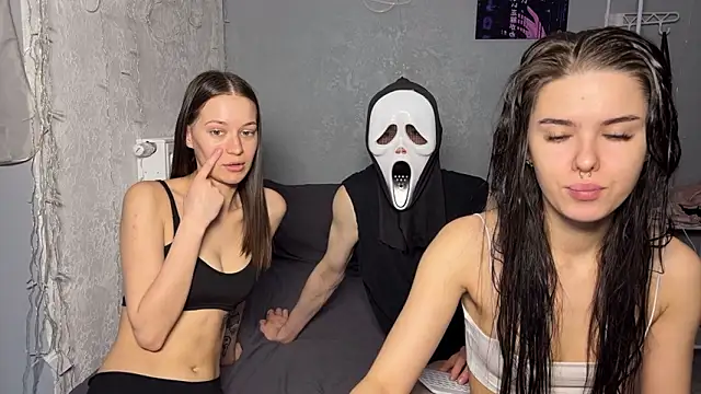 girls secrets online show from March 2026 10:15:02 AM