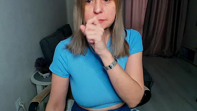 MiLenaMilf online show from April 2026 07:52:01 AM