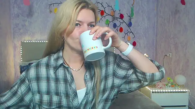 MelissaTyler online show from April 2026 06:19:01 AM