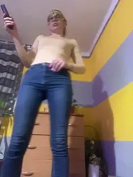 SexyMamiVee online show from April 2026 04:52:01 PM