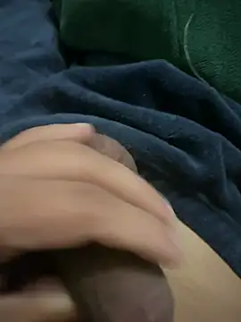 mouraerik123 online show from January 2026 05:37:01 PM