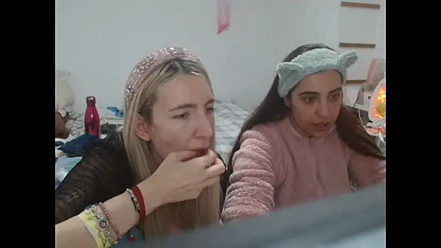 Snapshot of BarbieBlondieGirl chatting on January 2026 04:53:01 PM BarbieBlondieGirl online show from January 2026 04:53:01 PM