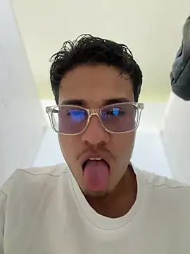 Latin Paisa Boy online show from June 2026 08:13:01 PM