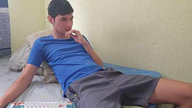 LeonS 20cm online show from February 2026 05:22:02 PM